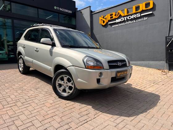 HYUNDAI TUCSON 2.0 MPFI GLS 16V 143CV 2WD GASOLINA 4P AUTOMÁTICO